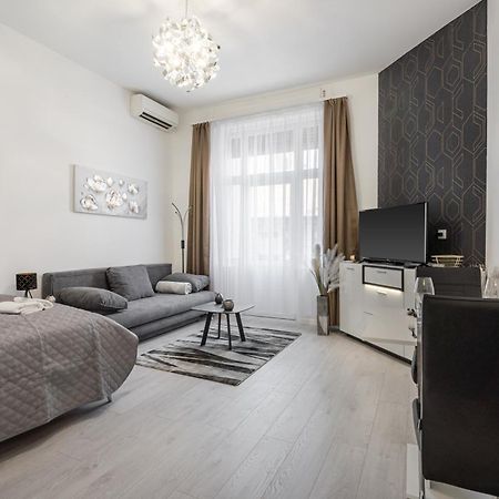 Dorsett Heights Apartment Budapest Eksteriør bilde